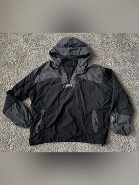 PacSun Black and Gray Hooded Pullover Windbreaker